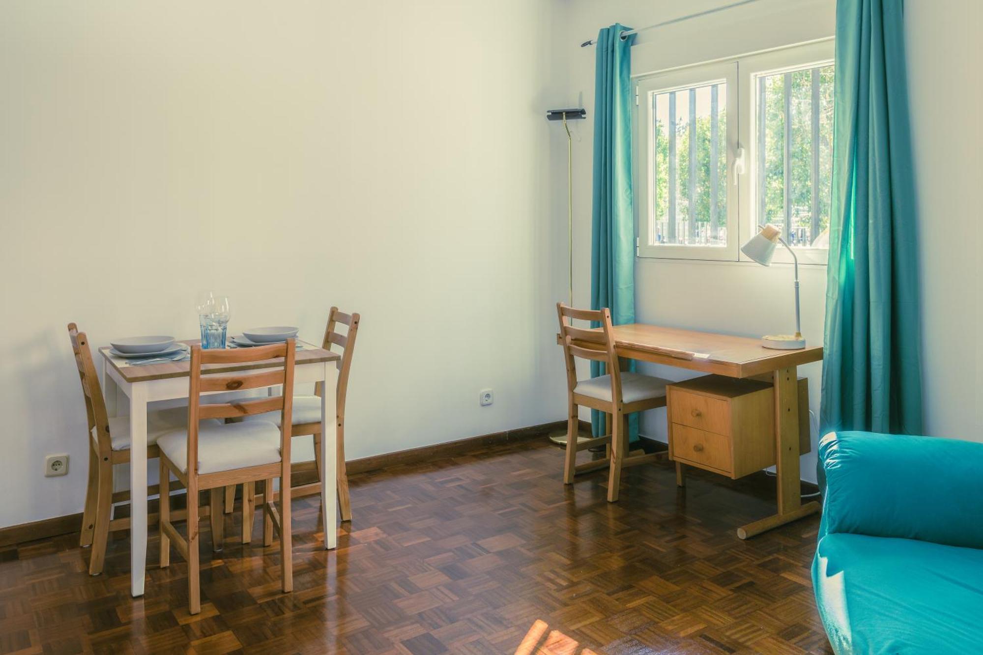 Madrid Rio Apartment Bagian luar foto